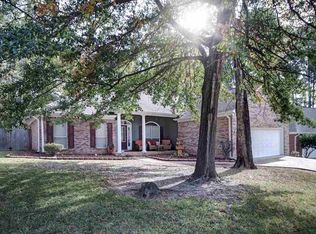 402 Pinewood Ln, Ridgeland, MS 39157
