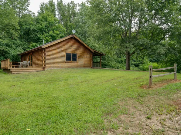 1332 12th St, Martin, MI 49070