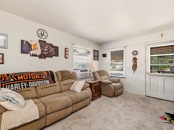 3rd image of 2531 S Ellis Ave