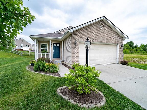 2nd image of 5869 Millbrook Dr
