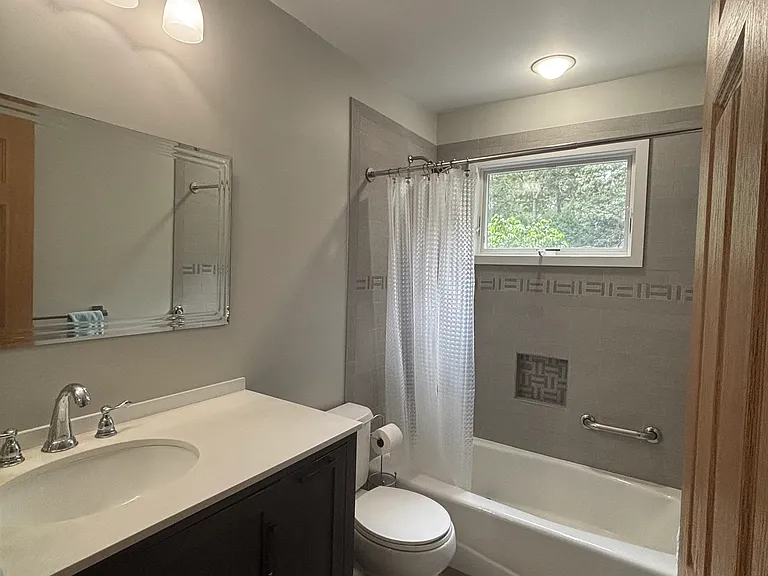 Columbine Ave S — Photo 15