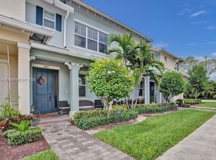 5060 Eucalyptus Dr Unit 2, Hollywood, FL 33021