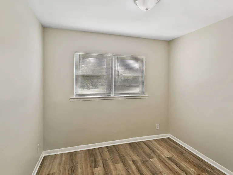 991 Tollview Ave #10 — Photo 9
