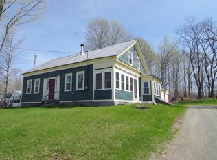 511 Moosehead Trl, Dixmont, ME 04932
