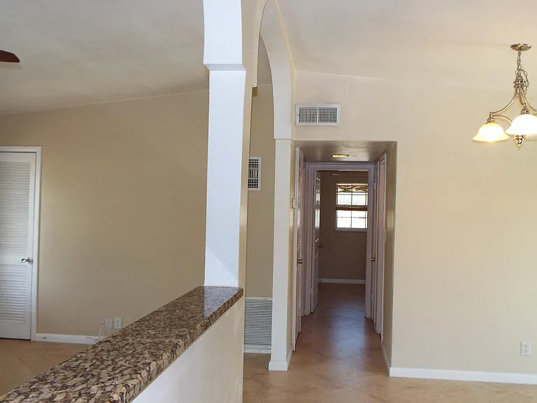 332 Berkeley St — Photo 15