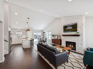 1106 Meadow Ln, Waconia, MN 55387