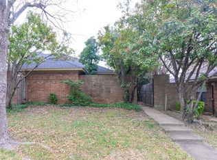 10228 Ridge Oak St, Dallas, TX 75227