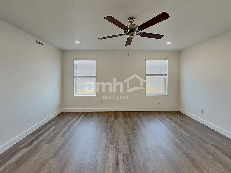 10057 Atchinson Ct — Photo 8