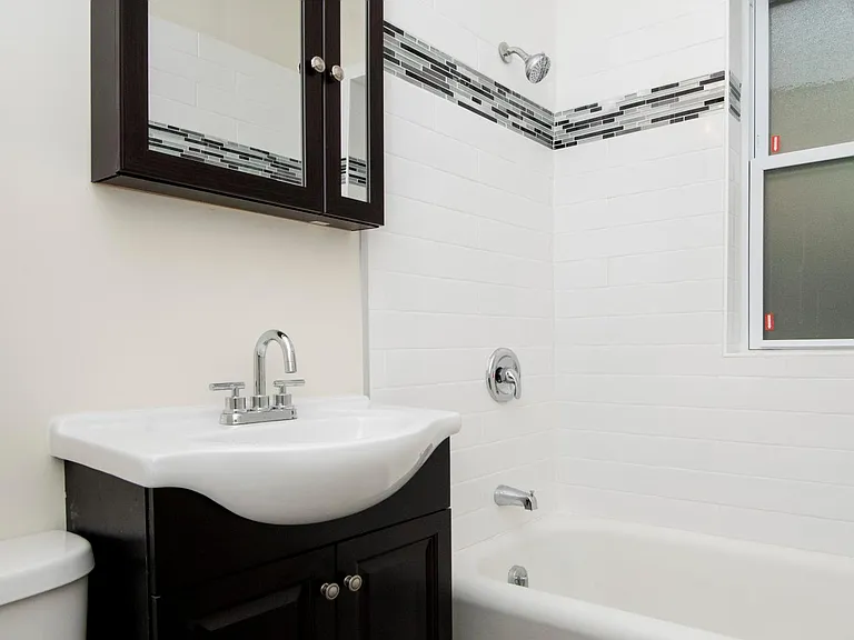 1130 Maple Ave #11322 — Photo 4