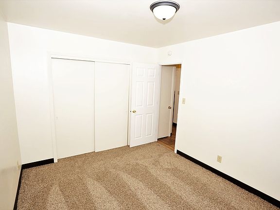 5th image of 1110 24th Ave S #1111-4