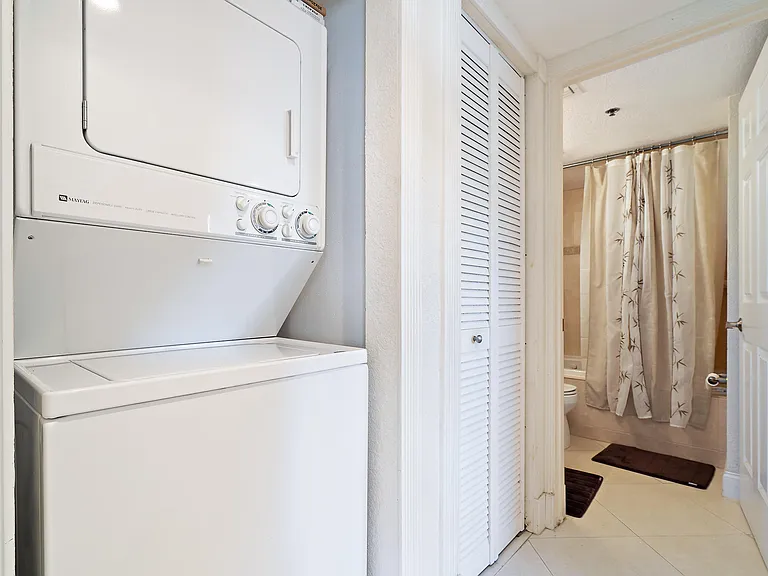 275 Palm Ave #C201 — Photo 19