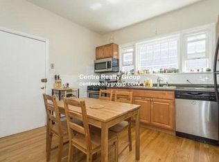 11 Tufts St APT 3, Cambridge, MA 02139
