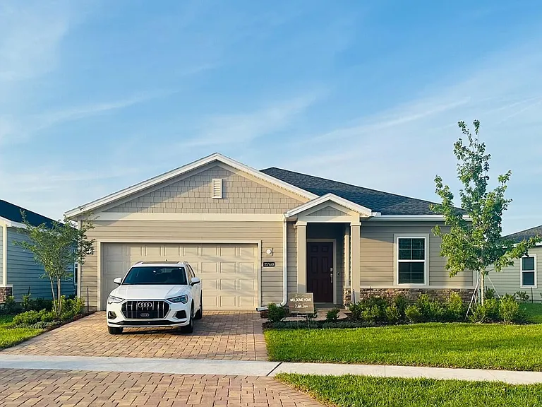 2760 Seasons Rd — Photo 1