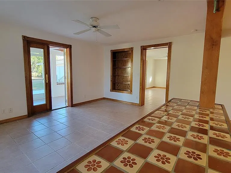 5847 Venisota Rd — Photo 9