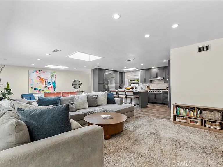22736 Margarita Dr — Photo 3