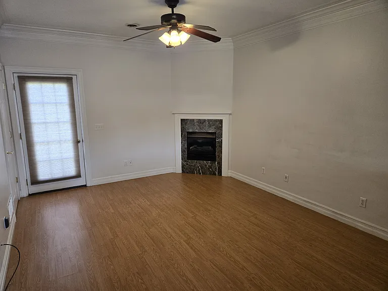 3541 Michigan Ave #B — Photo 8