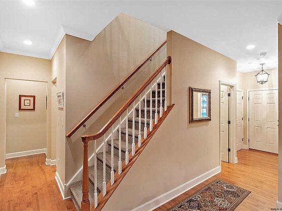 2nd image of 9 Cider Mill Way