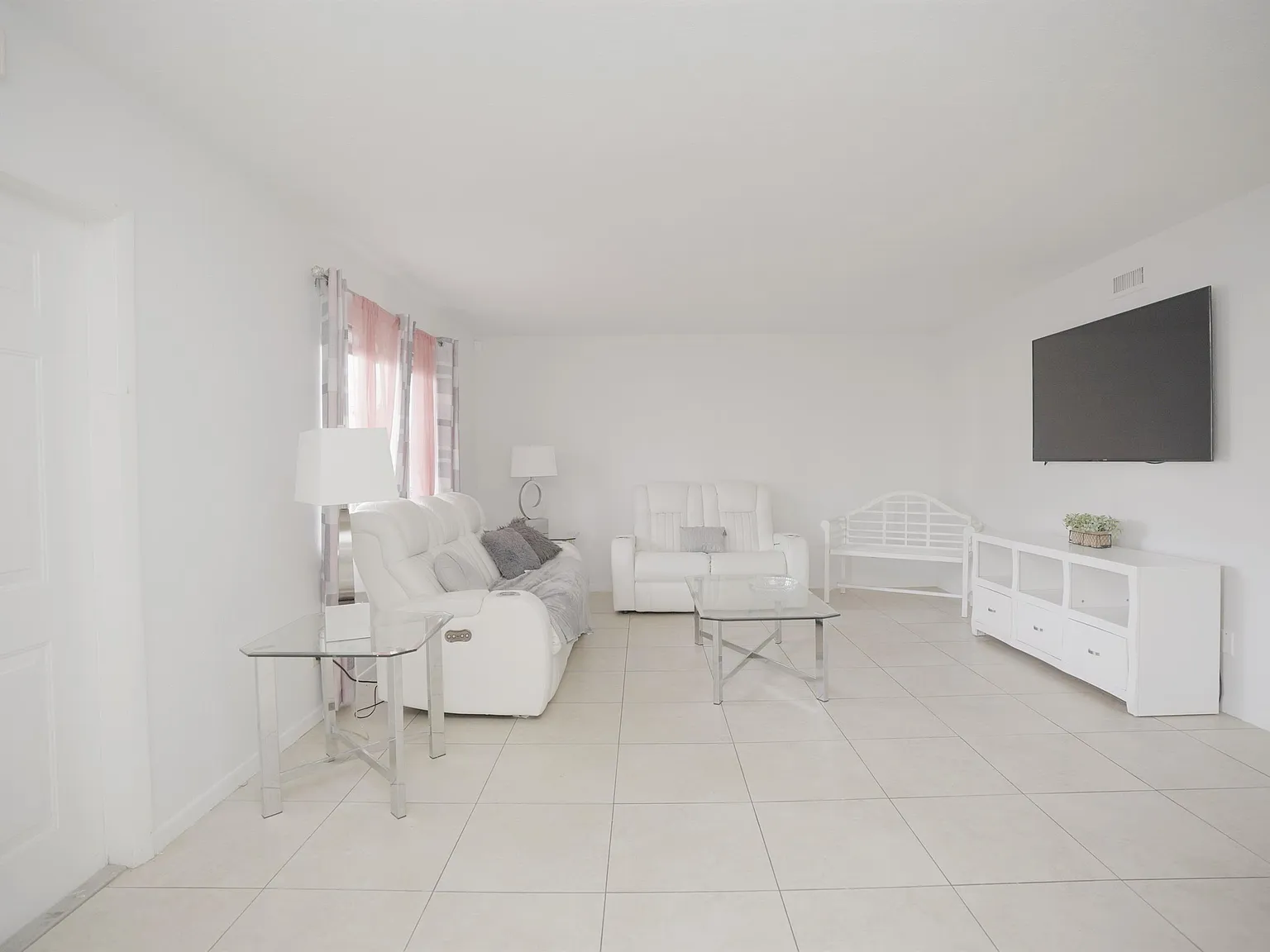 A-4635 Bayshore Dr #P7 - 1 — Photo 1