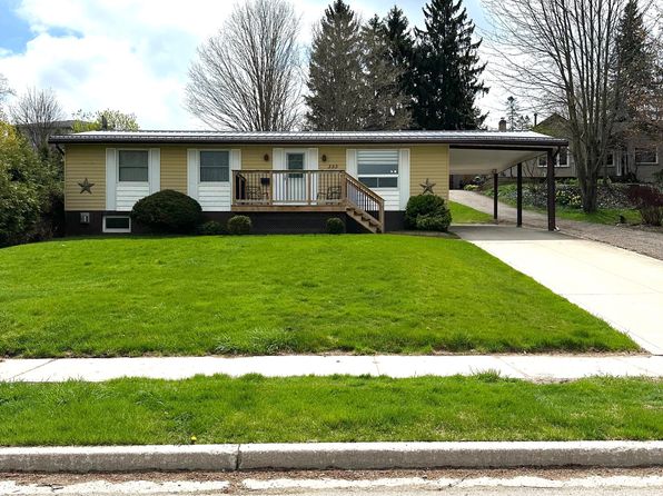 333 Wellington St S, Saint Marys, ON N4X 1C5