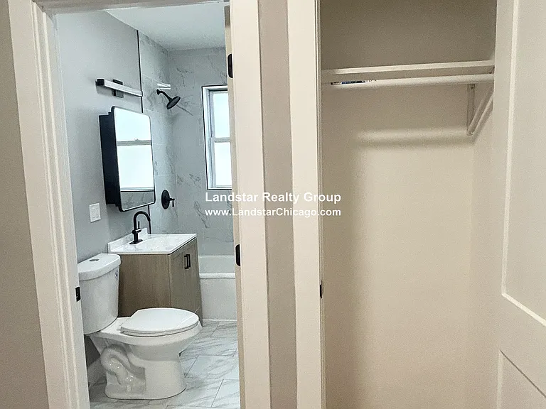 4956 N Harding Ave #2 — Photo 8