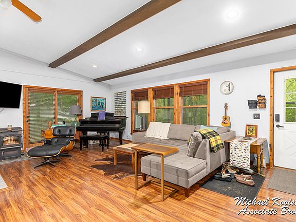 5th image of 13901 Oberley Dr SE