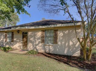 602 W Broussard St, Broussard, LA 70518
