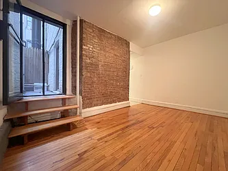 Rented by Smart City Real Estate LLC