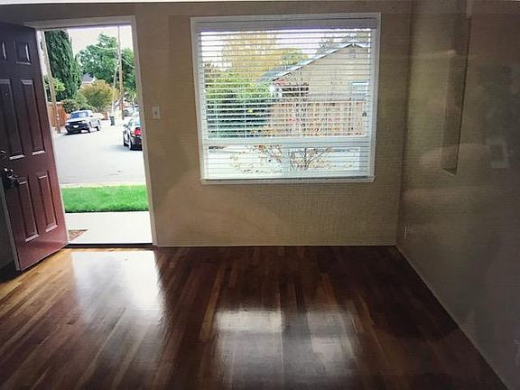 2nd image of 1029 Obrien Ct
