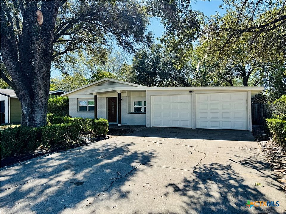 1st image of 2403 E Mimosa Ave