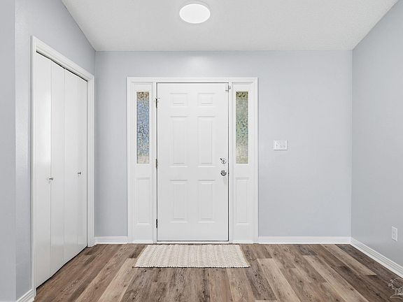 3rd image of 330 S 73rd Ave