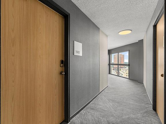5th image of 1225 Lasalle Ave APT 1502