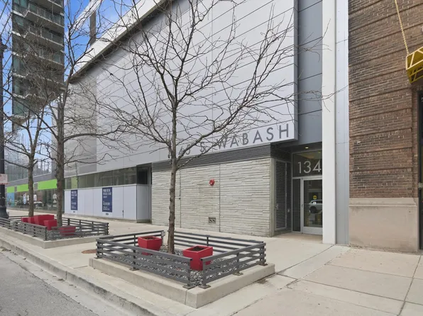 1345 S Wabash Ave, Chicago, IL