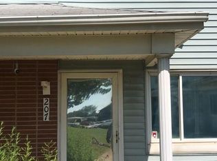 207 Buckeye Cir, Columbus, OH
