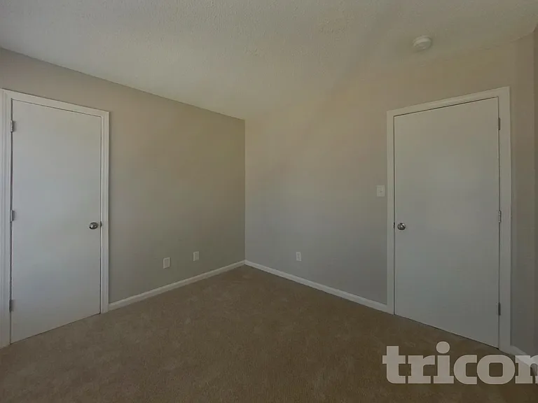 6207 Linda Vista Ln — Photo 9