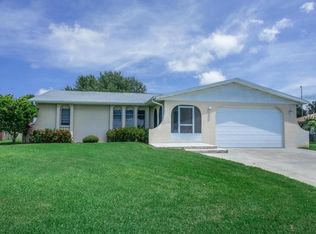 907 E Shannon Ct, Venice, FL 34293