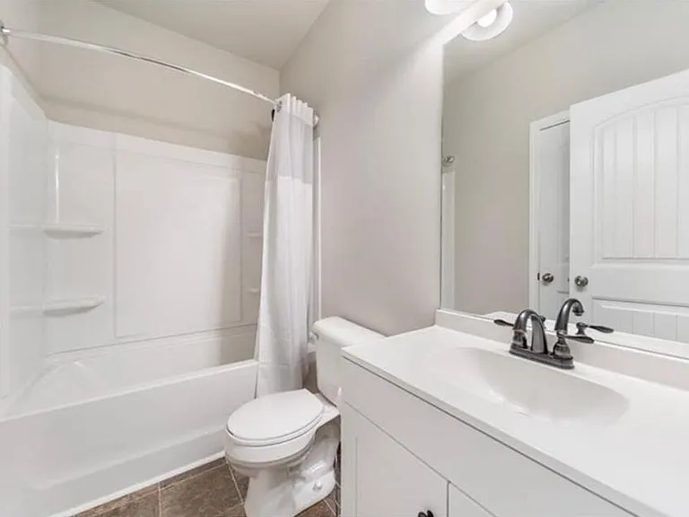 1427 Haynescrest Ct — Photo 11