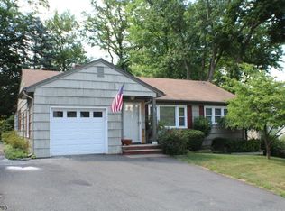 33 Shawger Rd, Denville, NJ 07834