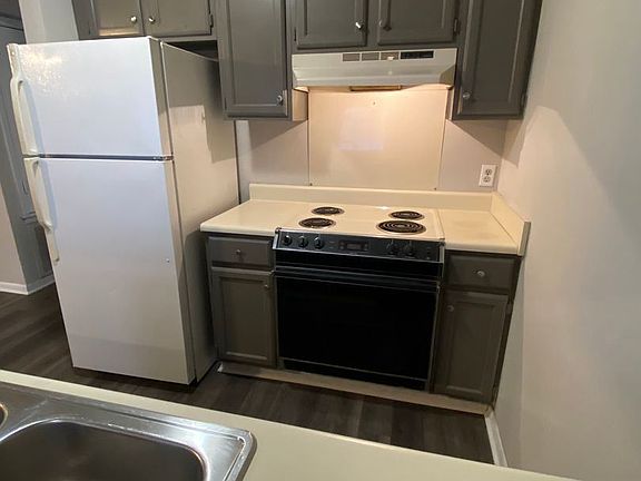 4th image of 405 Lumpkin Ave #11055391