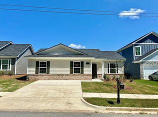 27 Whiterock Rd, Phenix City, AL 36869