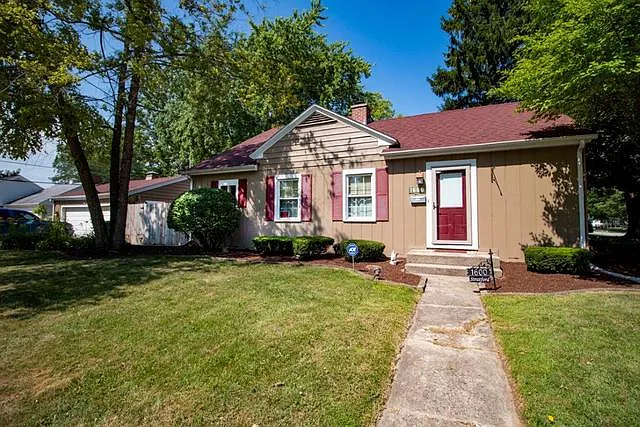 1600 Stratford Ct photo 1