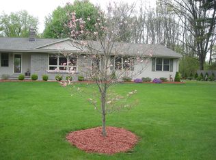 44 Pine St, South Hadley, MA 01075