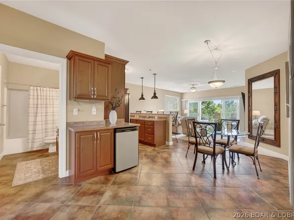 186 Sunset Palms Dr #4A, Camdenton, MO 65020