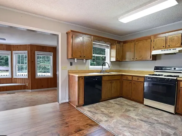 10 Frank Martin Rd — Photo 11