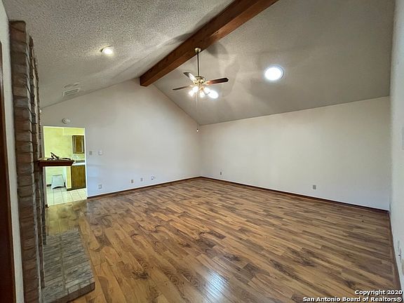 5th image of 1538 Beauchamp St