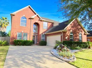 12107 Forest Sage Ln, Pearland, TX 77584