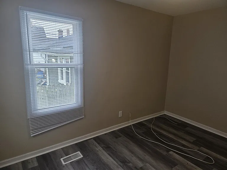245 S Randolph St — Photo 7