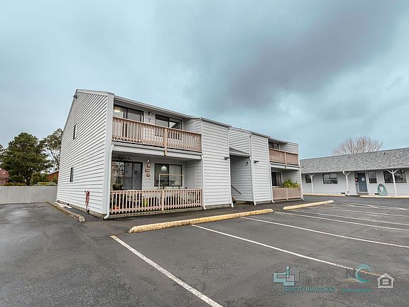 2nd image of 400 Necanicum Dr APT 7
