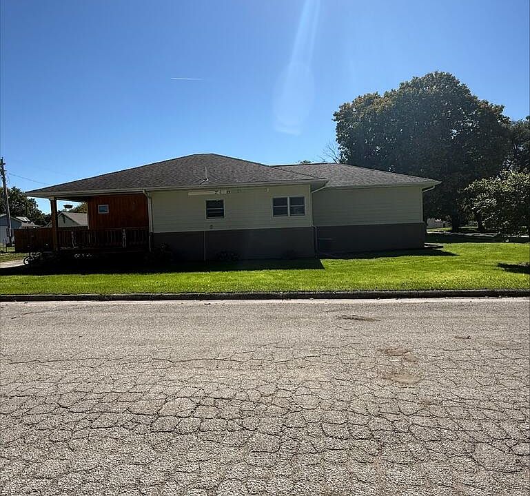 1st image of 308 N Main St