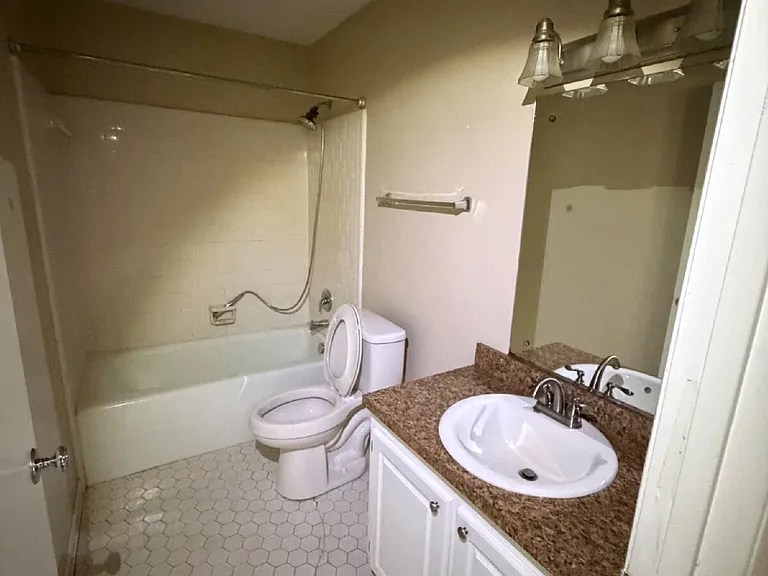 170 Scott Hills Dr #I-1 — Photo 8