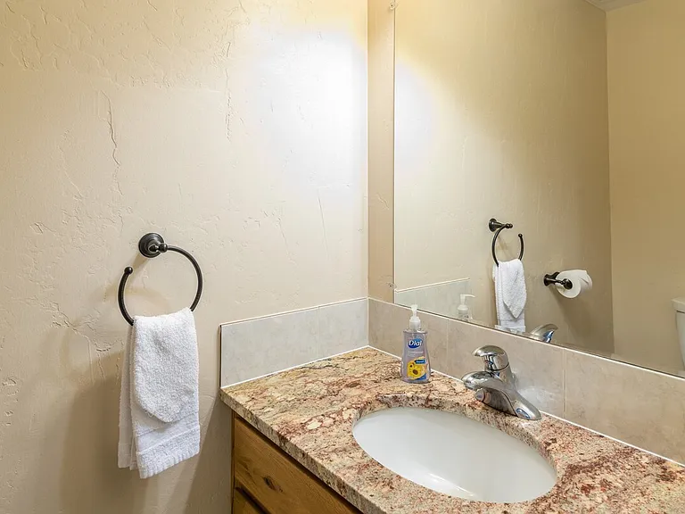 236 S Aileen Way — Photo 28